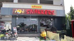 Quick Bites Near Me – Mullanpur | Snakkers Outlet